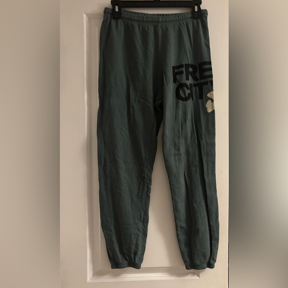 Free city women’s Dark Green Joggers